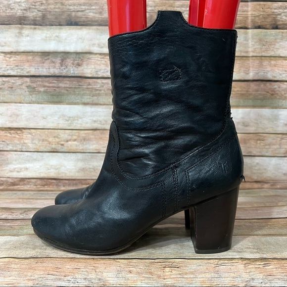 Frye Shoes - Frye Black Leather Carson Boots